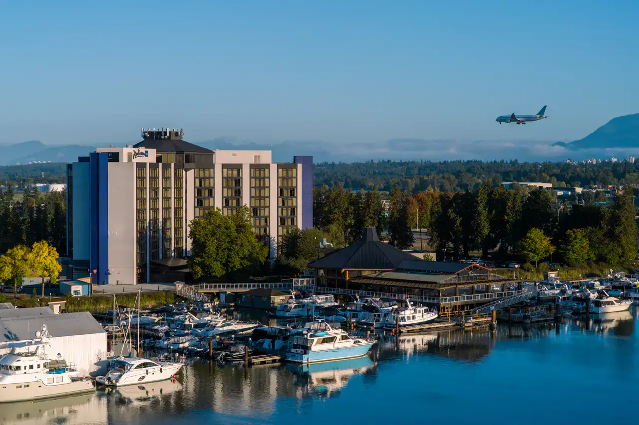 Radisson Blu Vancouver Airport Hotel & Marina
