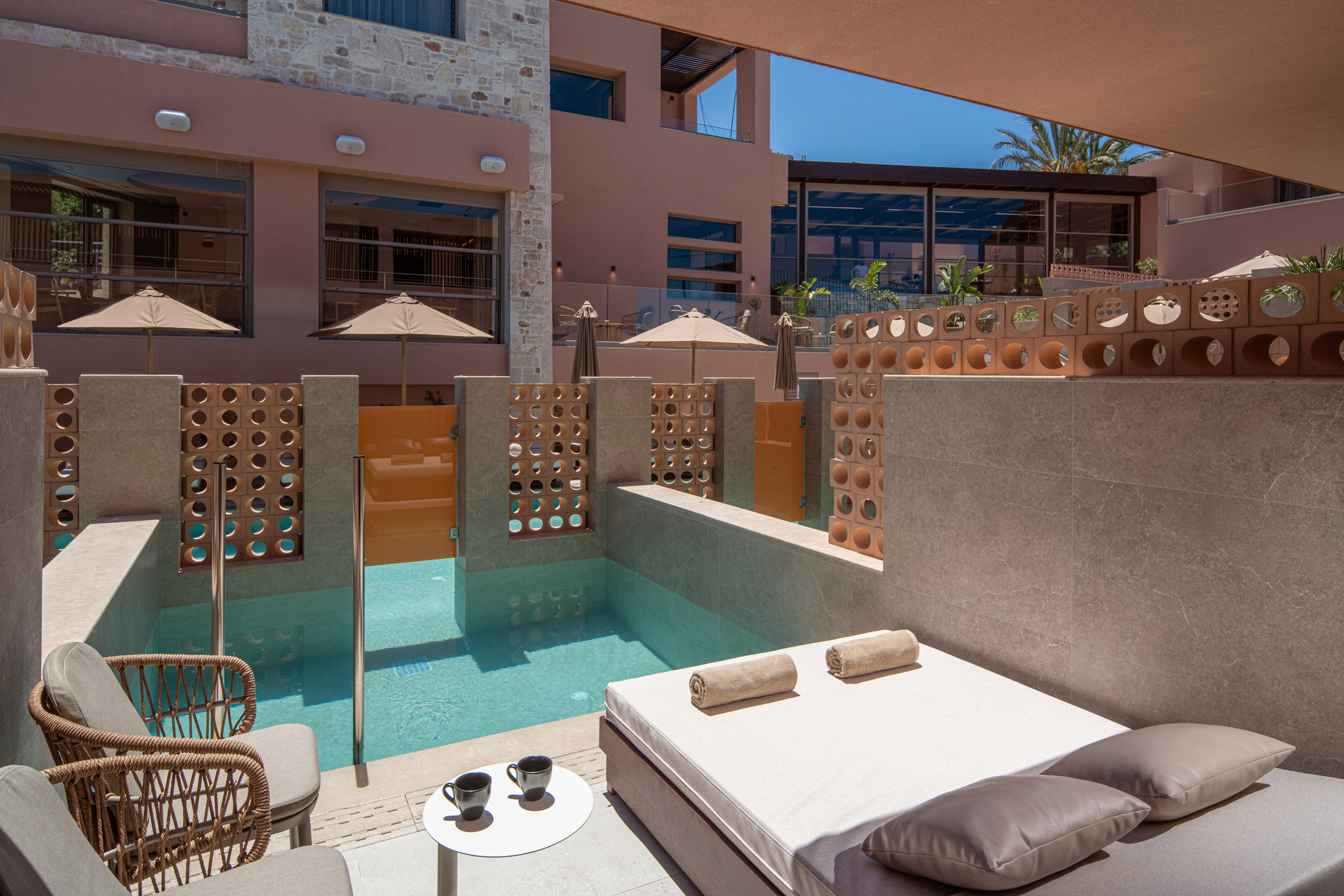 Signature Adults Only Complex